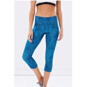 Patagonia W's Centered Crop leggings Forestland Epic Blue